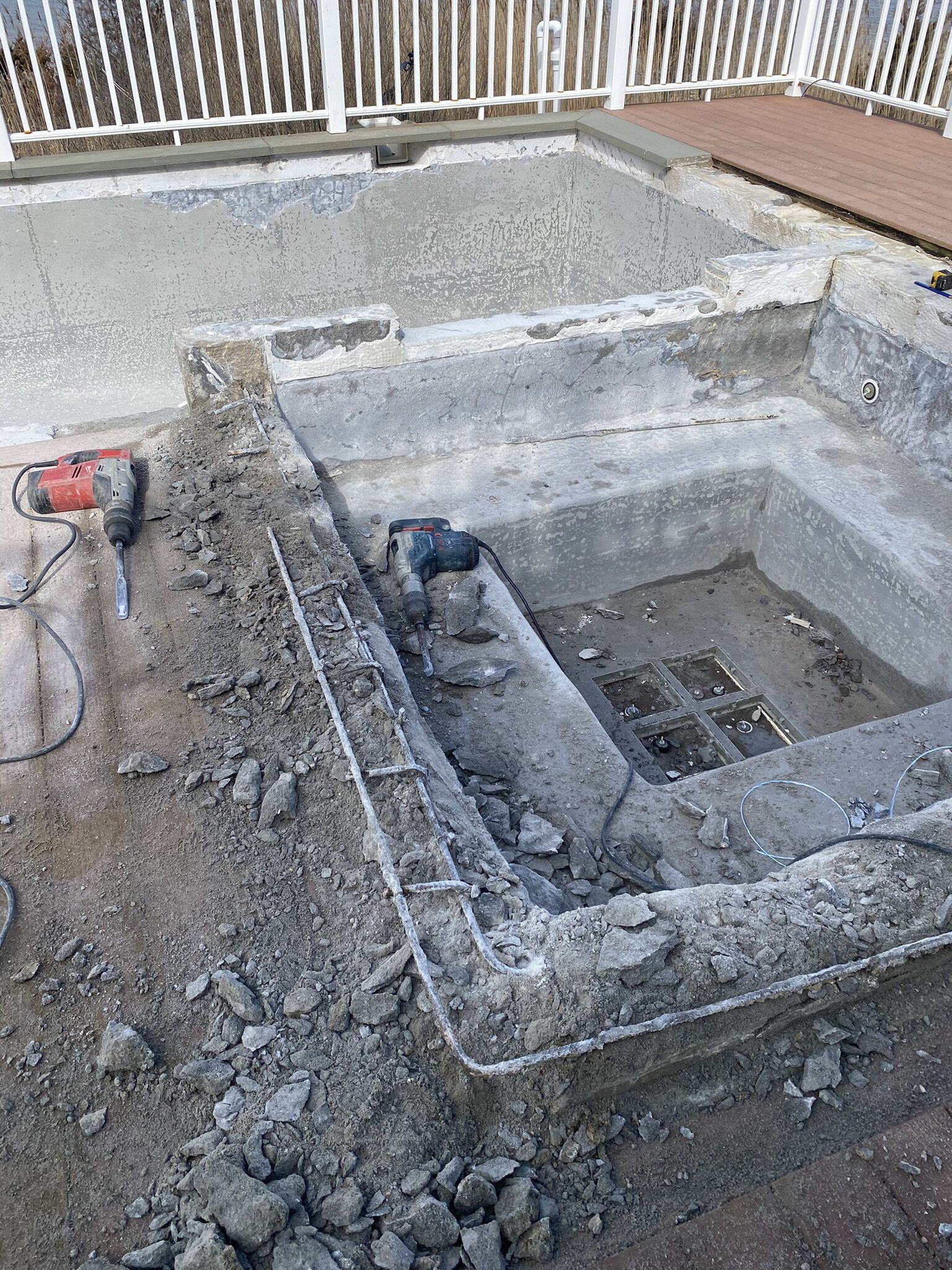 Pool renovation — project photo 14