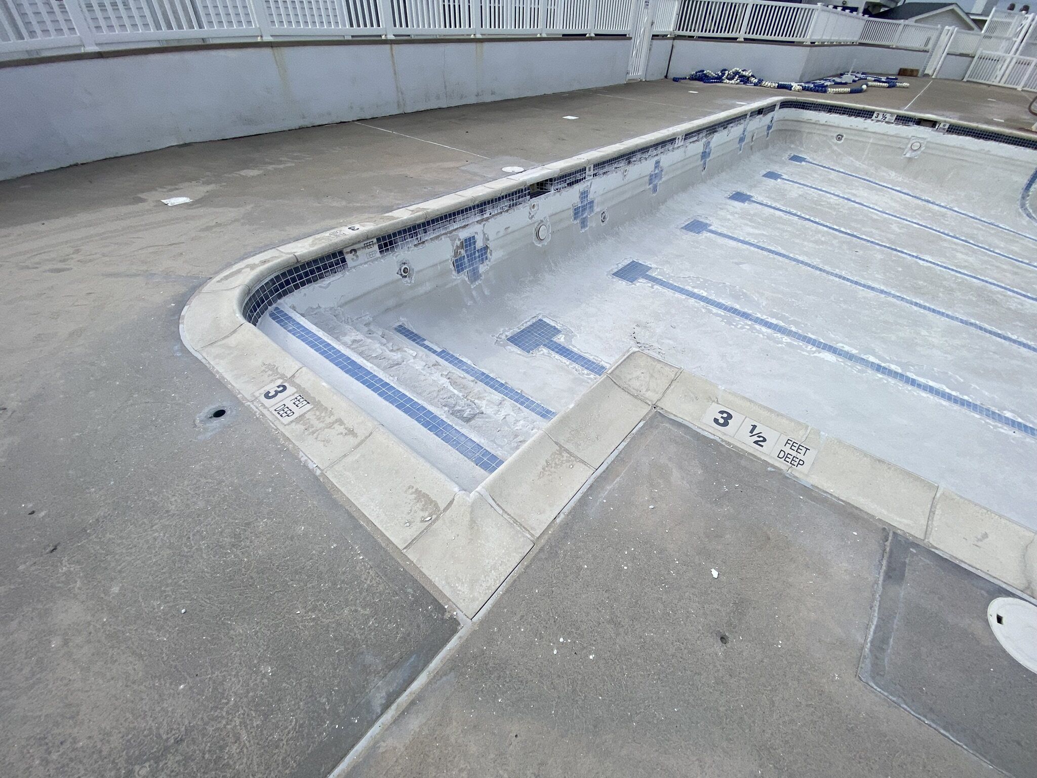 Pool renovation — project photo 4