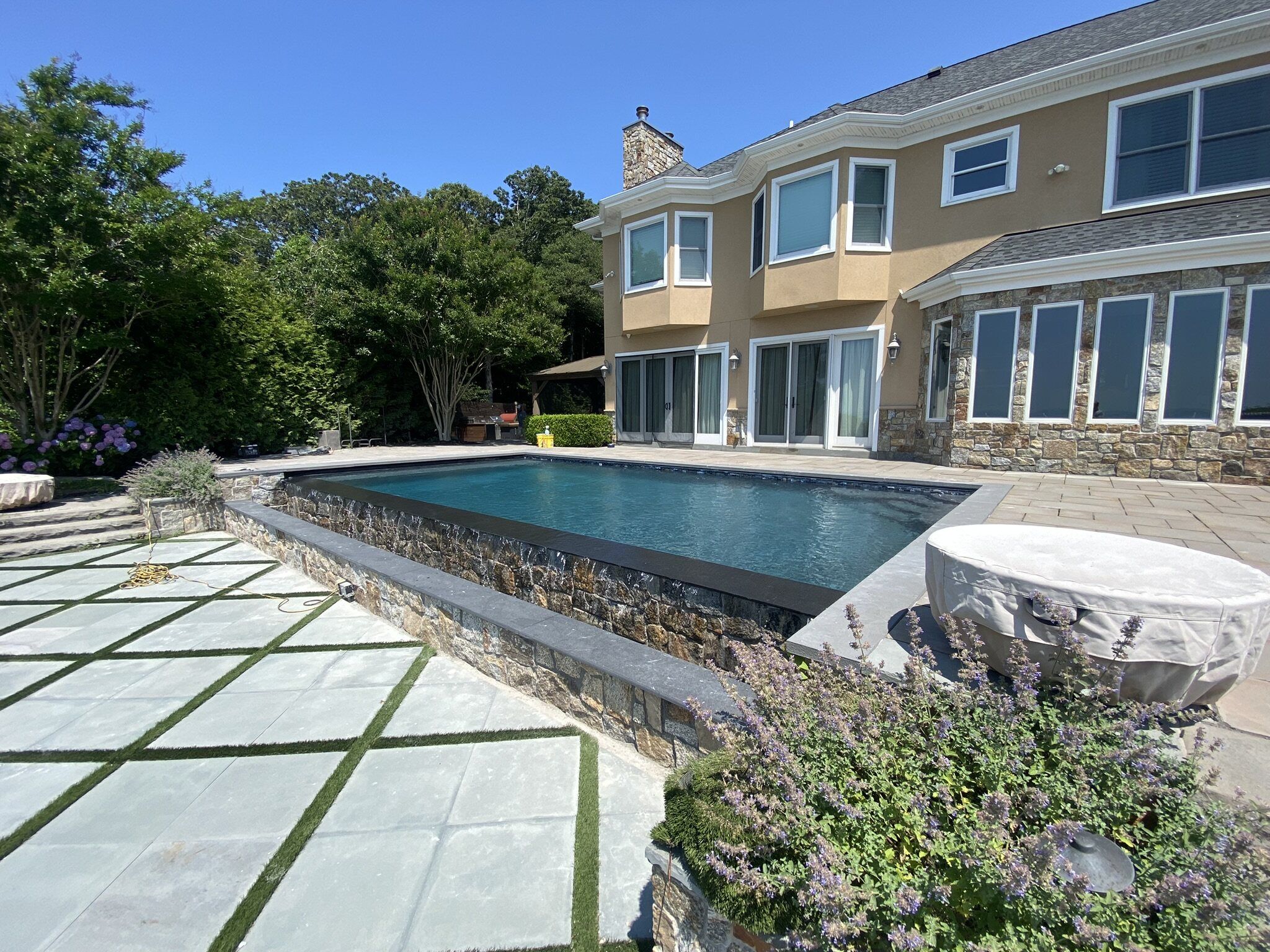 New pool — project photo 6